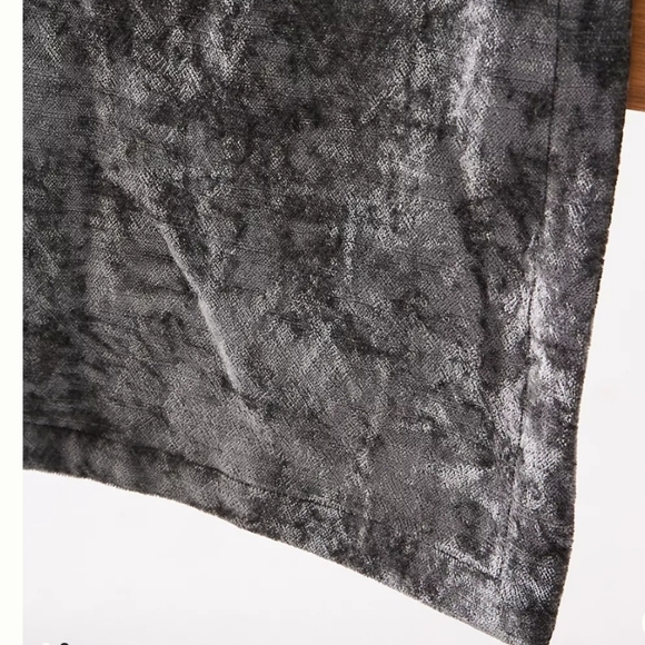 Anthropologie Linnea Crushed Velvet Table Runner - Picture 2 of 6